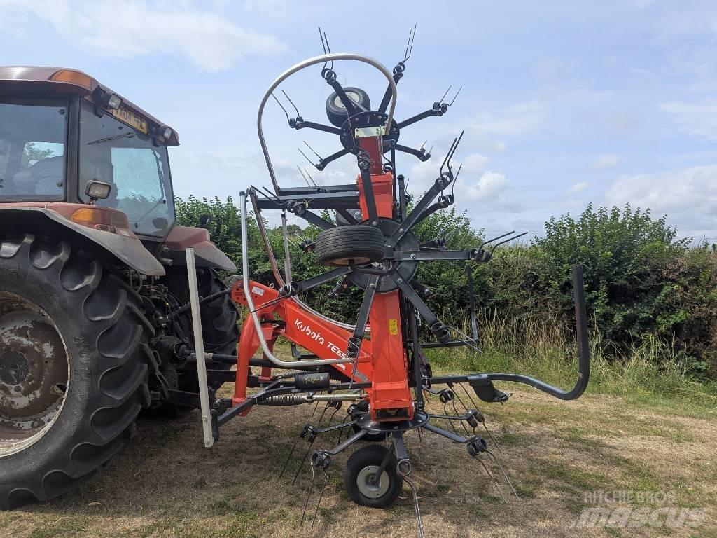 Kubota TE 6576 Accesorios para maquinaria de heno y forraje