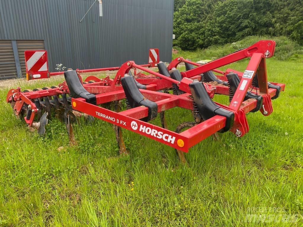 Horsch Terrano 3 FX Cultivadores