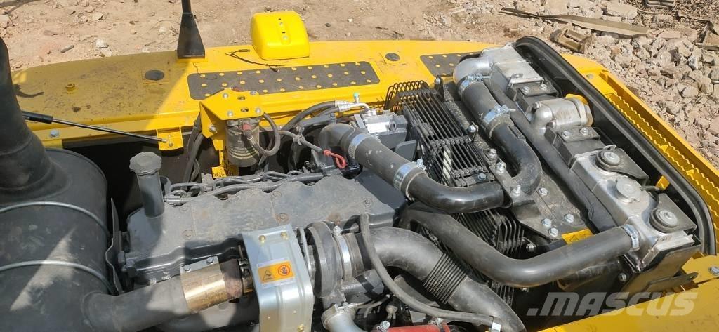 Komatsu PC 200-8 Excavadoras de cadenas