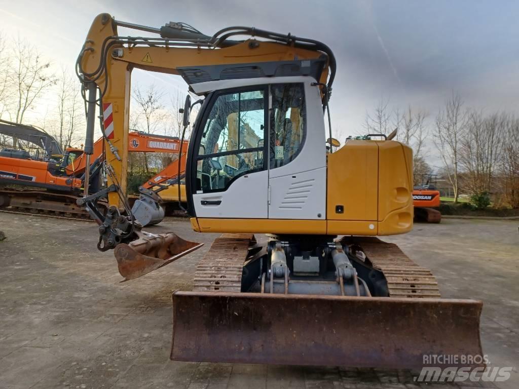 Liebherr R 914 Excavadoras de cadenas