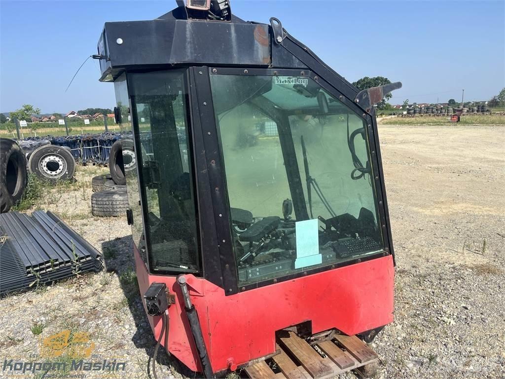 Valmet 911.1 Cabinas e interior