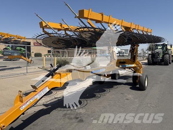 Fair MFG 1700 Rastrillos y henificadores