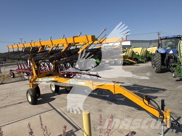 Fair MFG 1700 Rastrillos y henificadores