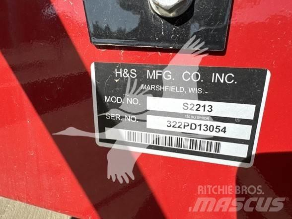H&S 2213 Remolques esparcidores de estiércol