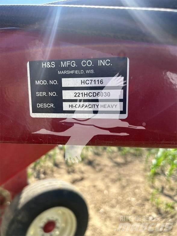 H&S HC7116 Rastrillos y henificadores