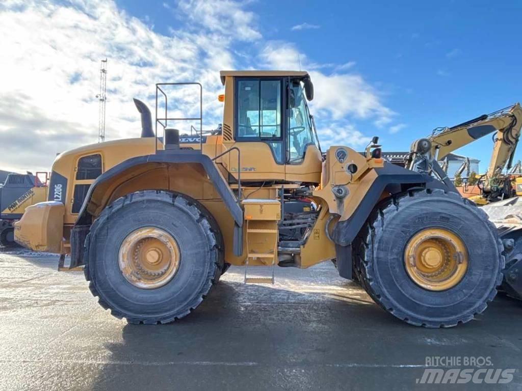 Volvo L 220 G Cargadoras sobre ruedas