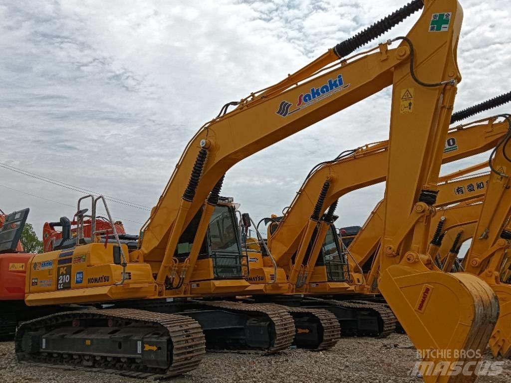 Komatsu PC 210-8 Excavadoras de cadenas