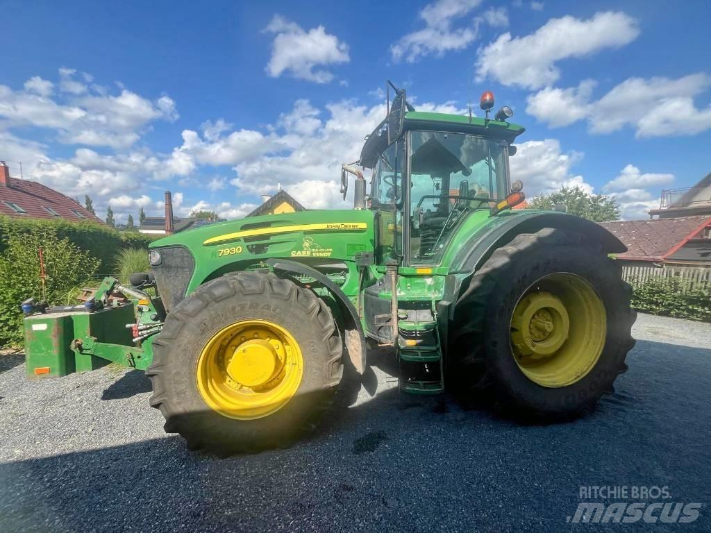John Deere 7930 Tractores
