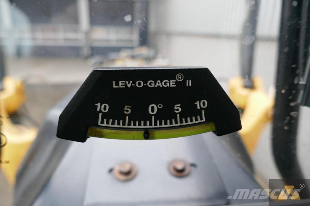 CAT 140M3 Motoniveladoras