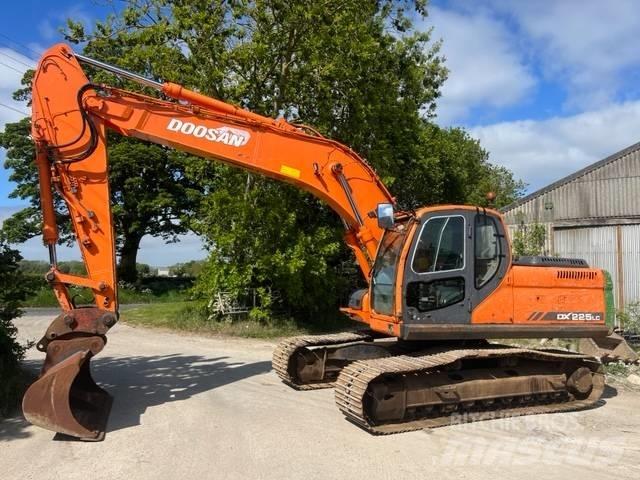 Doosan DX 225 LC Excavadoras de cadenas