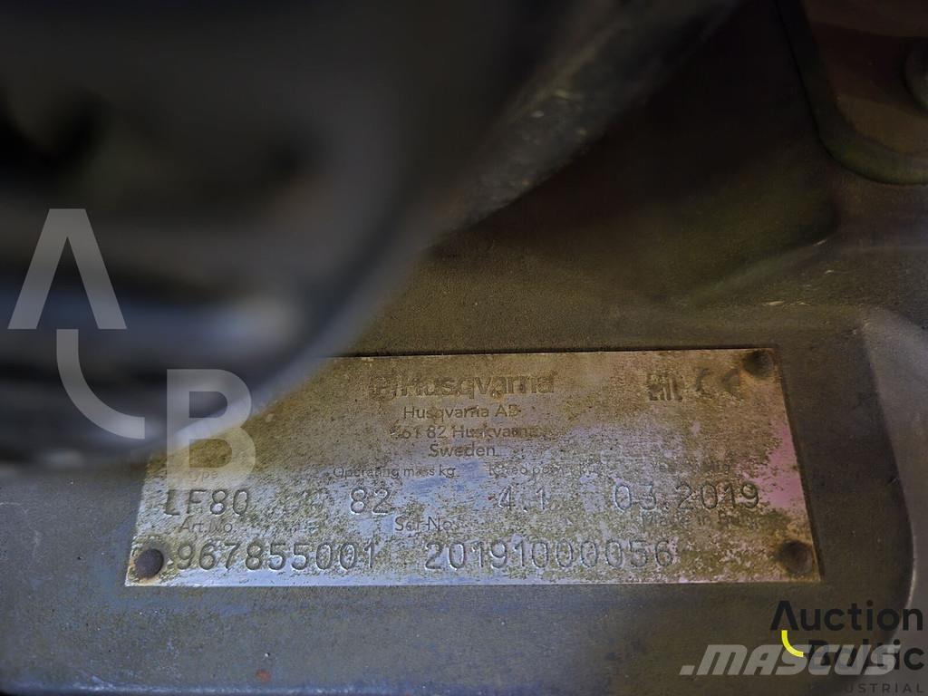 Husqvarna LF80 Vibradores