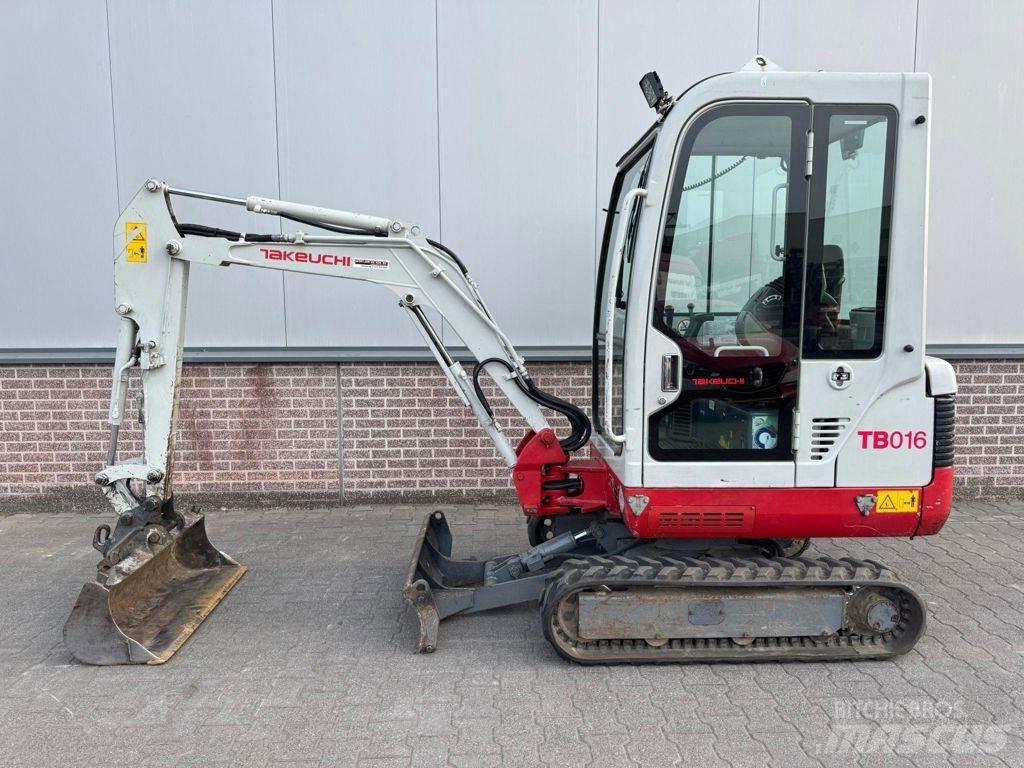 Takeuchi TB016 Mini excavadoras < 7t