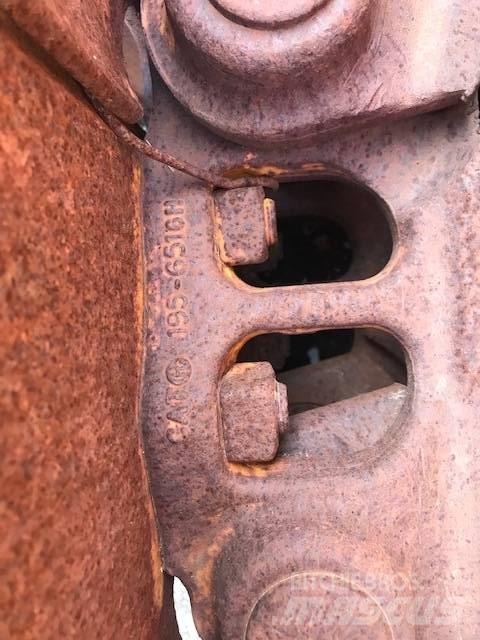 CAT D 6 Cadenas, orugas y chasis