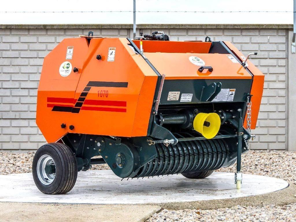  Komondor RKB-1070 Rotoempacadoras