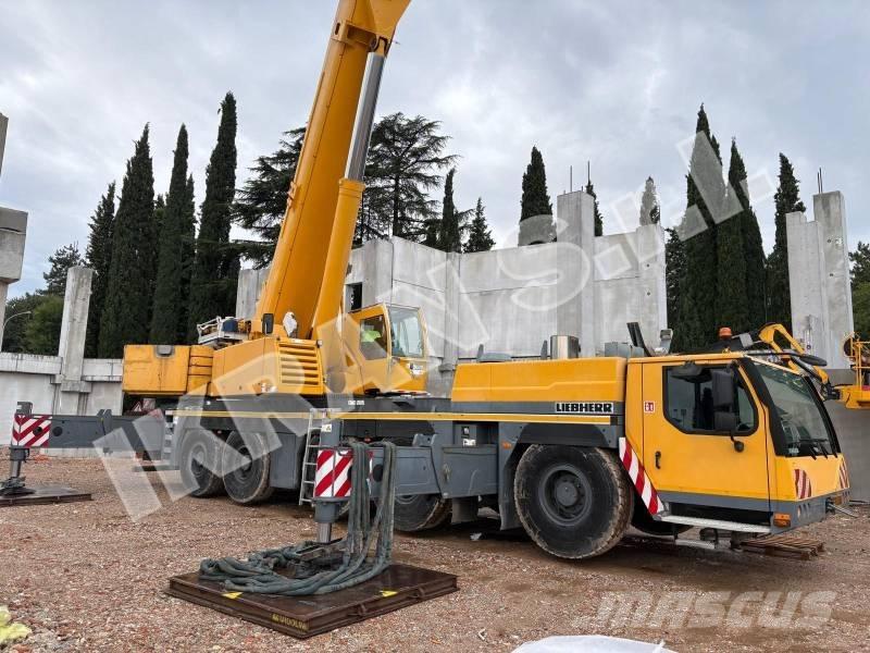 Liebherr LTM1200-5.1 Grúas todo terreno