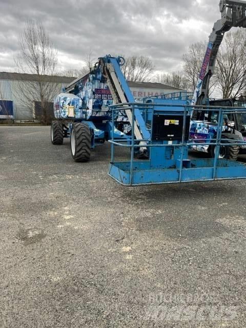 Genie ZX 135/70 Plataforma de trabajo articulada