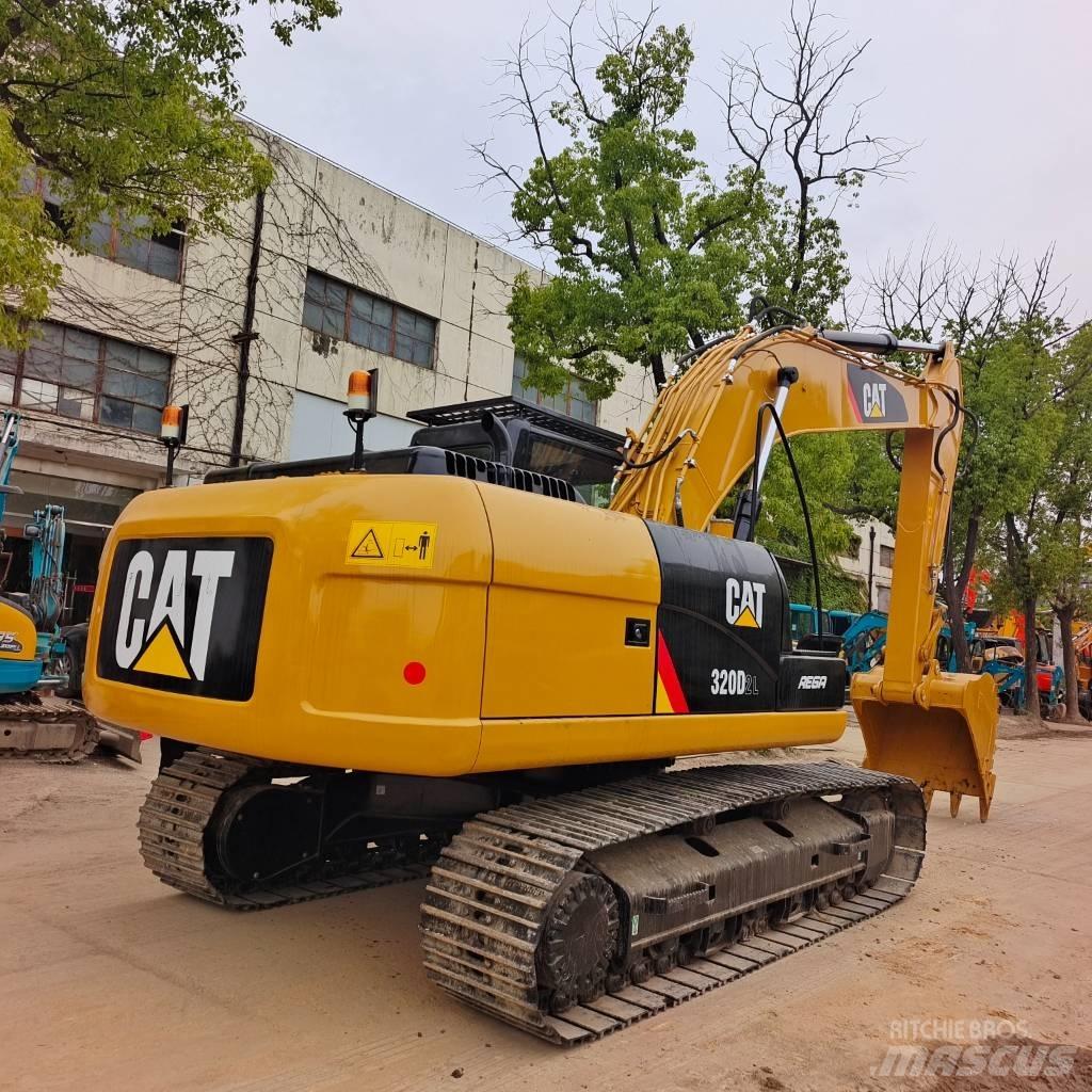 CAT 320 D2L Excavadoras de cadenas