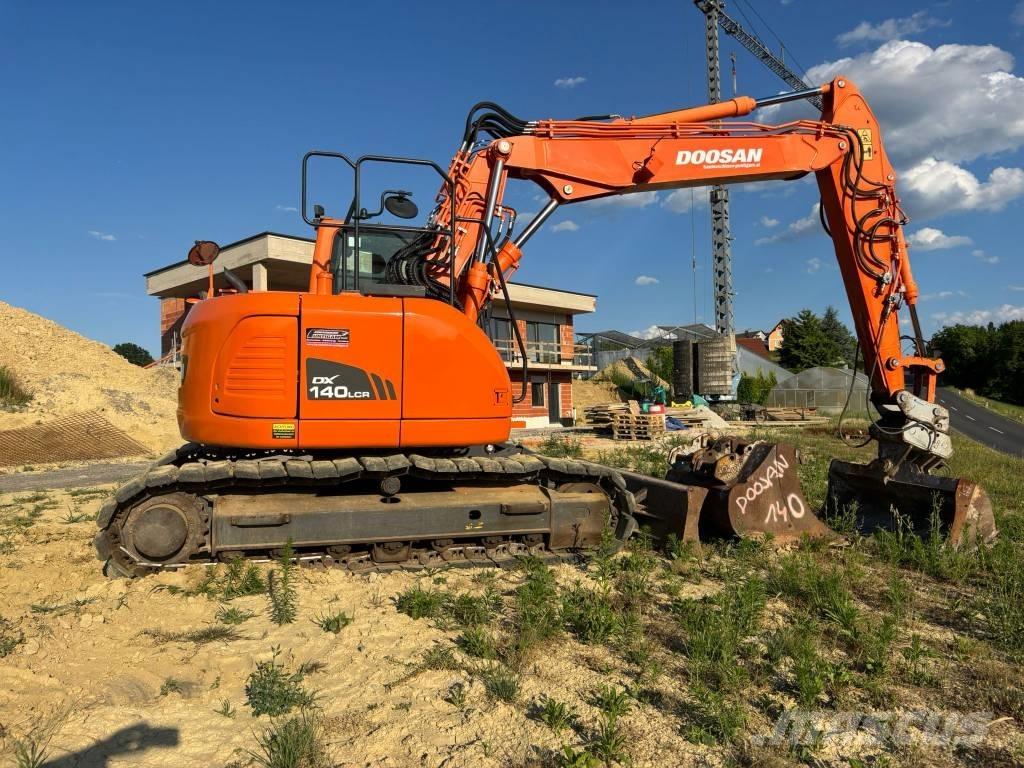 Doosan DX 140 LCR-3 Excavadoras de cadenas