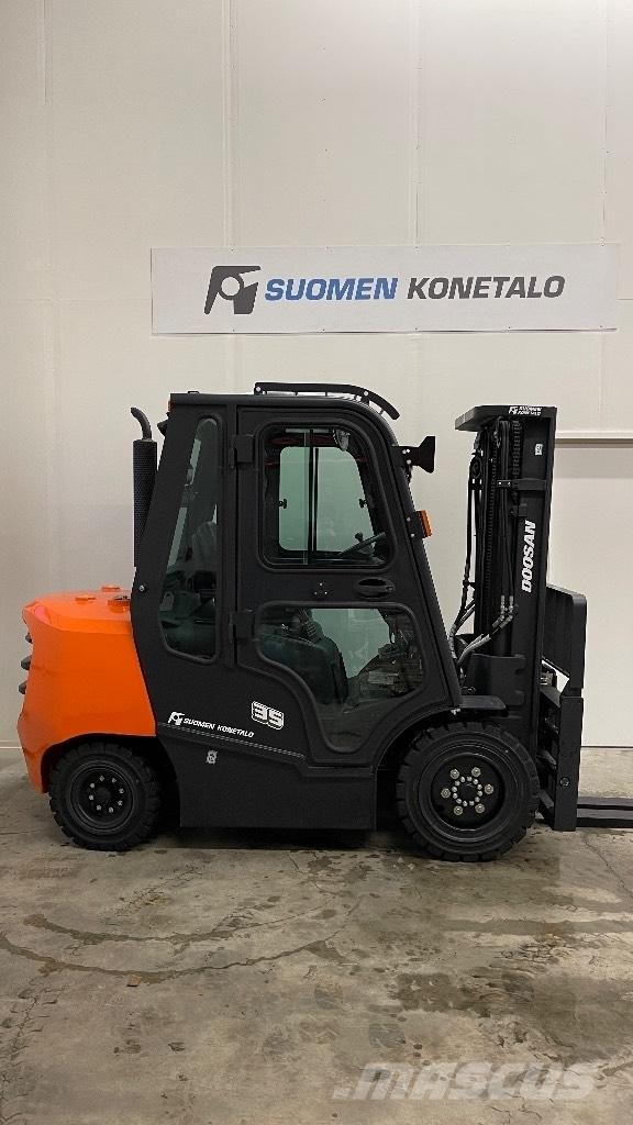Doosan D35NXP Carretillas diesel