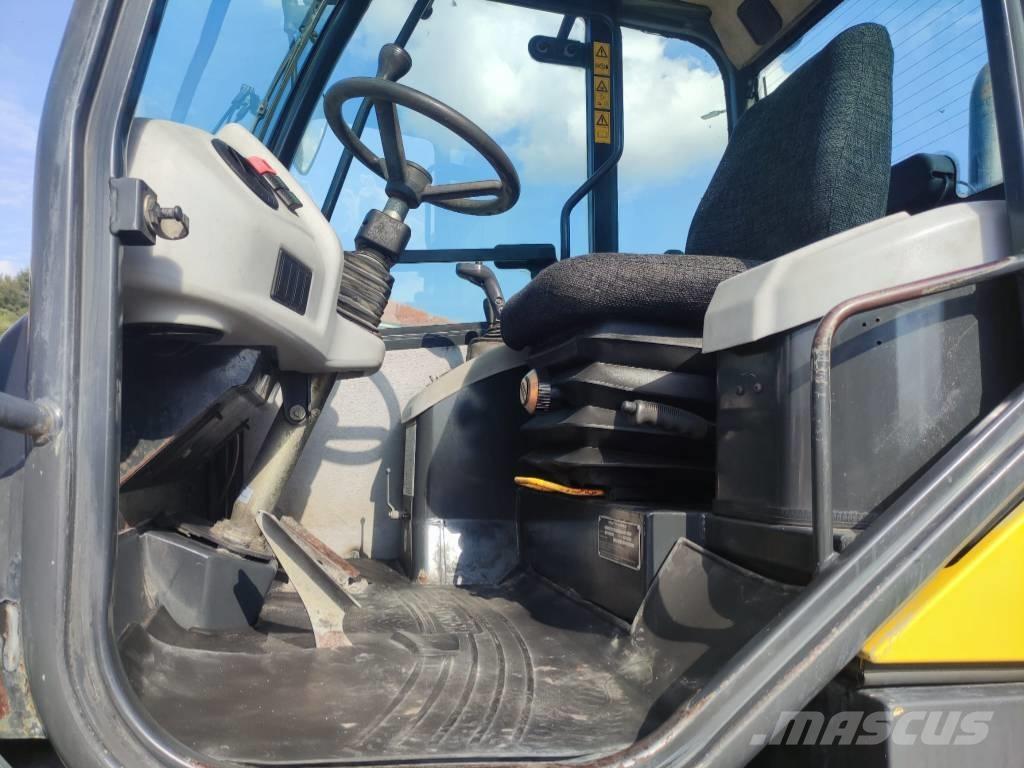 Komatsu WA 80-5 Cargadoras sobre ruedas