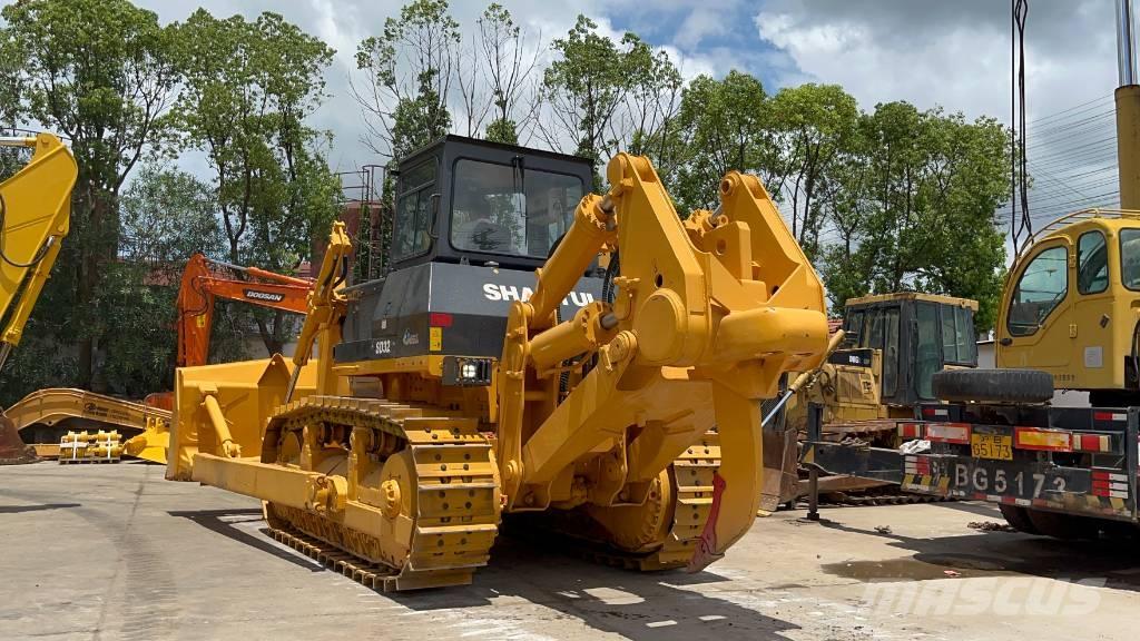 Shantui SD 32 D Buldozer sobre oruga