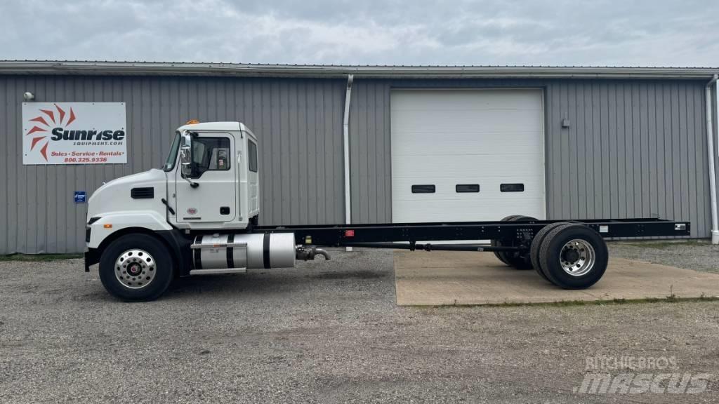  2025 Mack MD 6 Camiones chasis