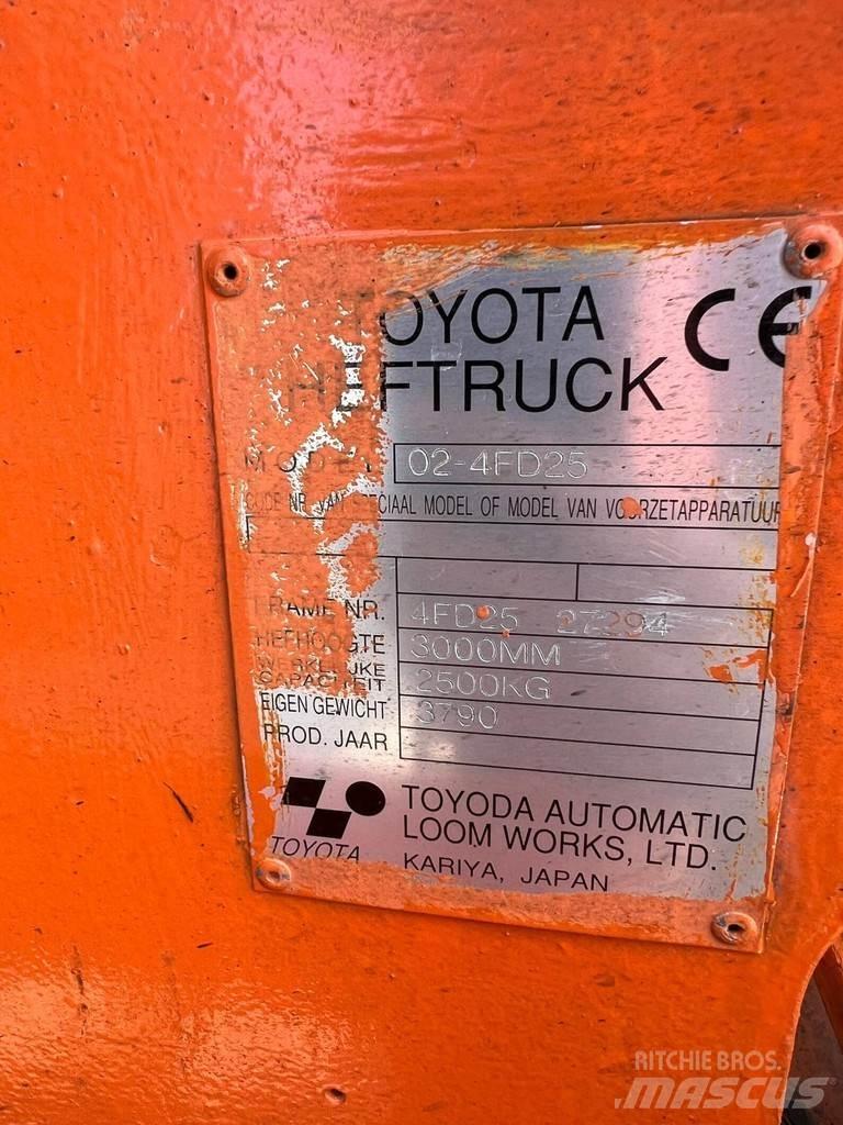 Toyota 02-4FD25 Carretillas diesel