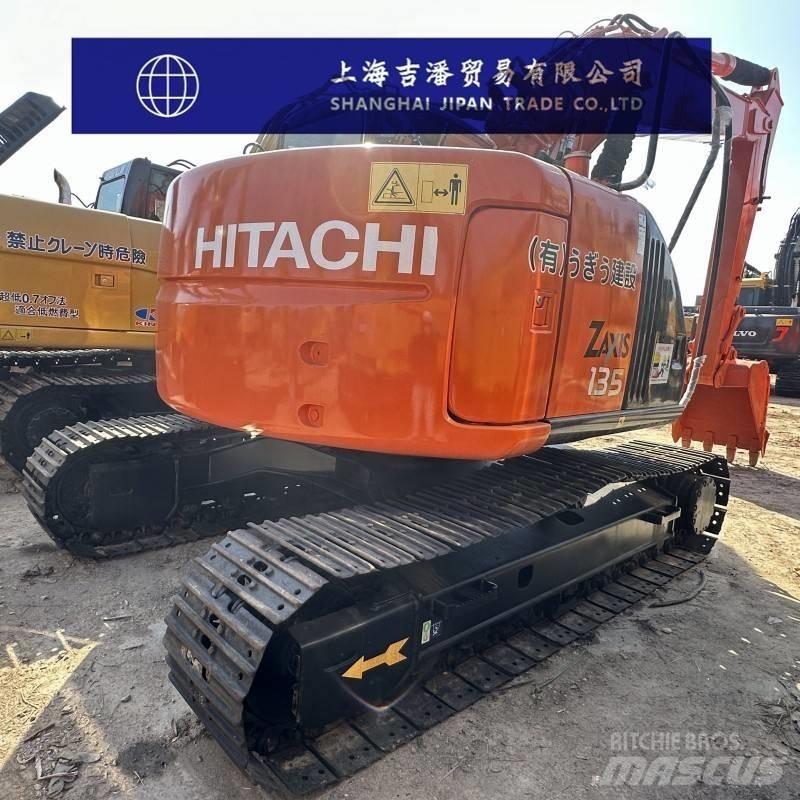 Hitachi ZX 135 Excavadoras de cadenas