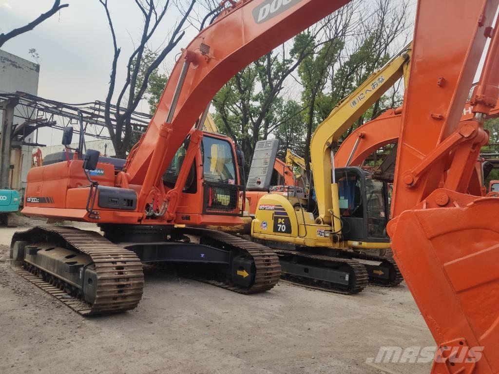 Doosan dx300 Excavadoras de cadenas