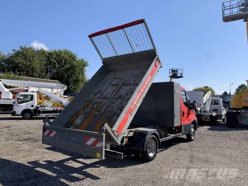 Iveco 35C12 - Tipper Camiones bañeras basculantes o volquetes