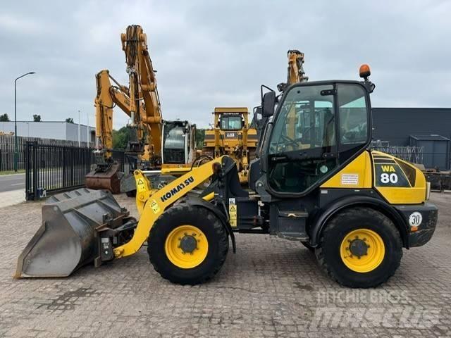 Komatsu WA 80-5 Cargadoras sobre ruedas
