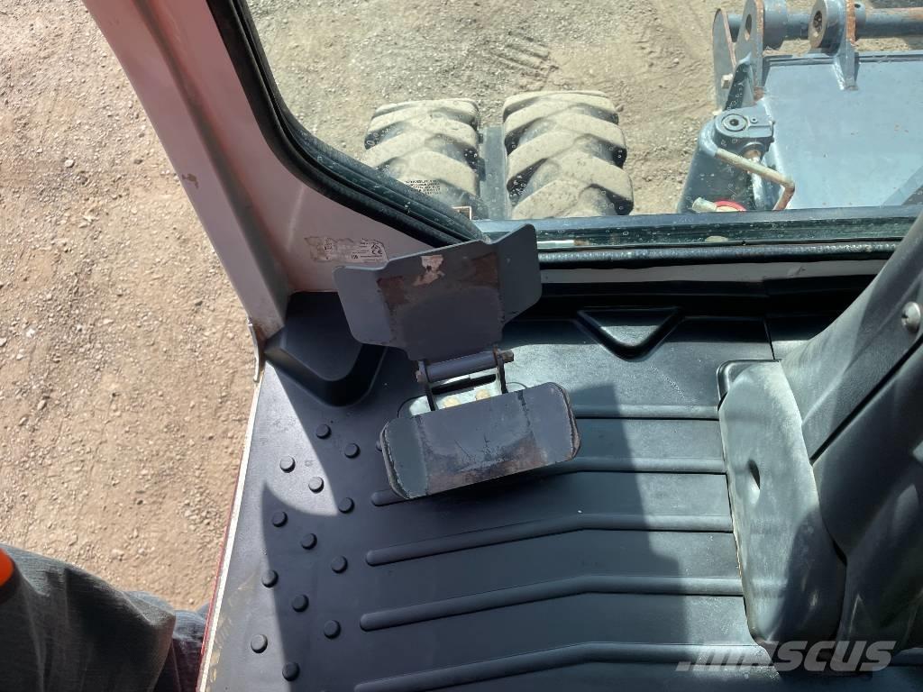 Takeuchi TB 295 W Excavadoras de ruedas