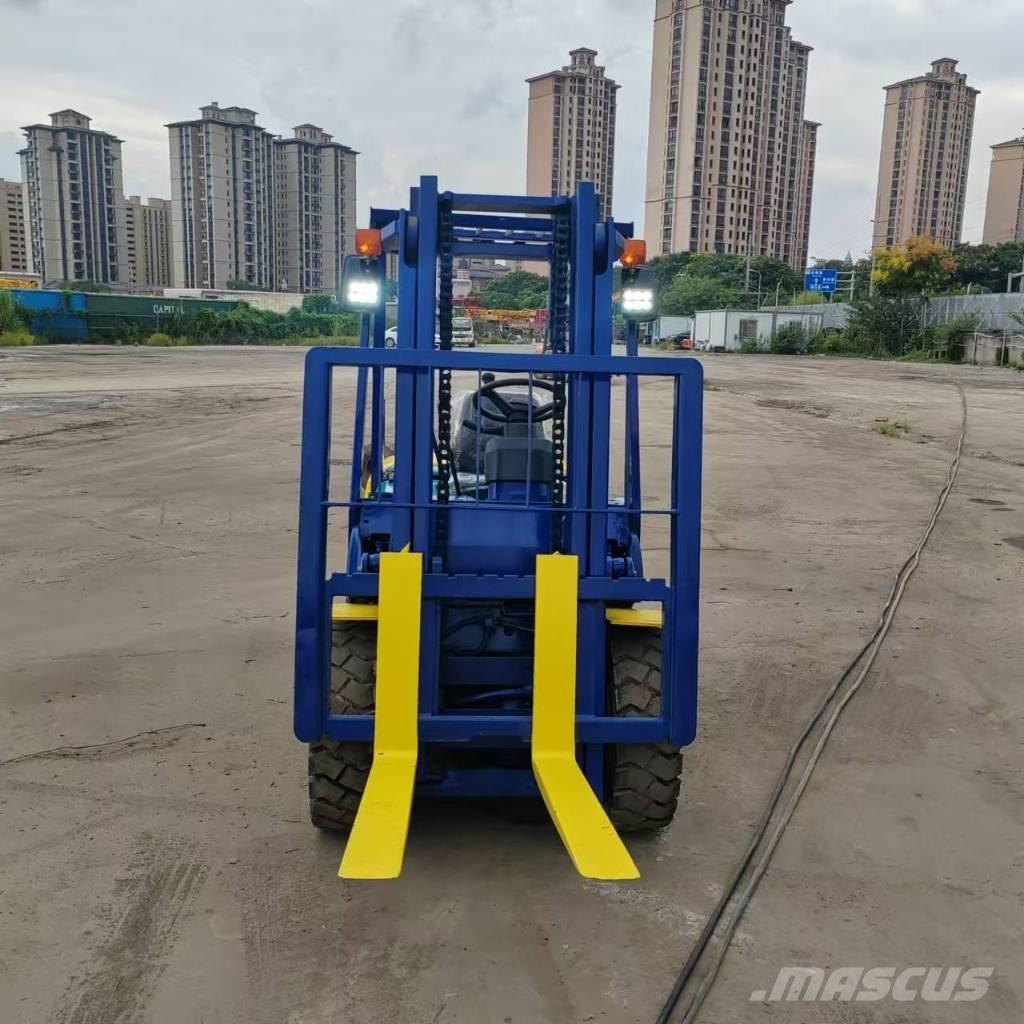 Komatsu FD 30 T-17 Carretillas diesel