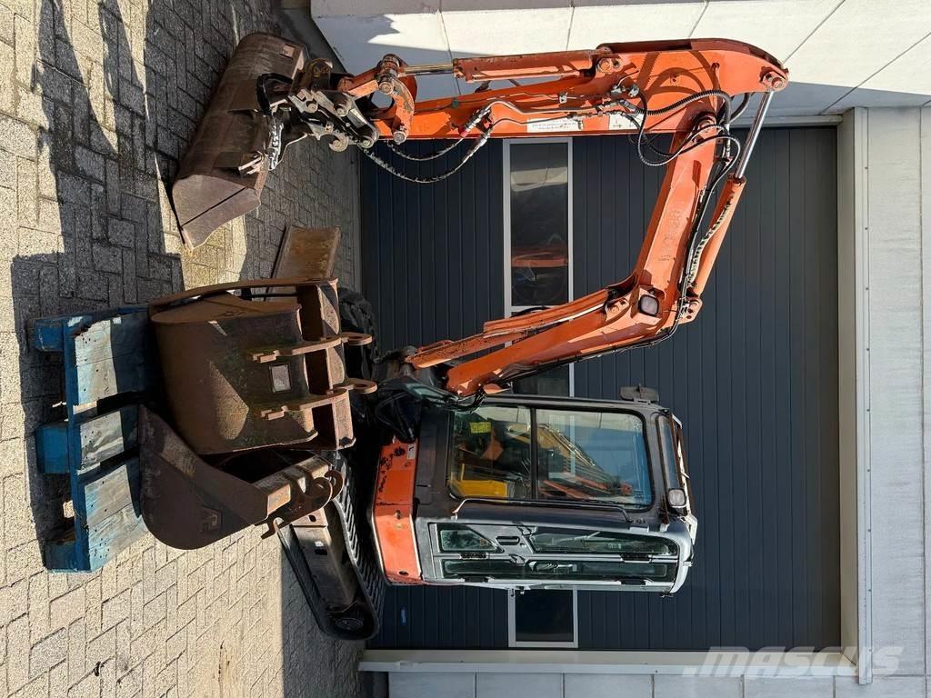 Hitachi ZX30U Mini excavadoras < 7t