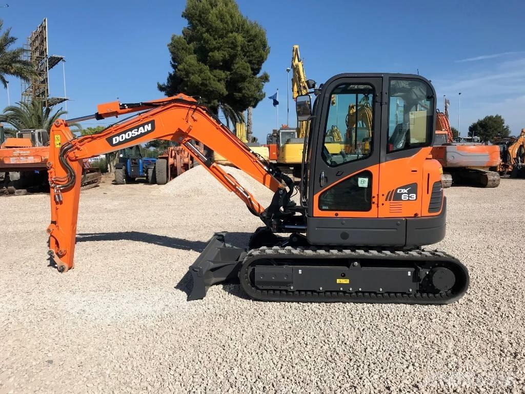 Doosan DX 63-3 Mini excavadoras < 7t
