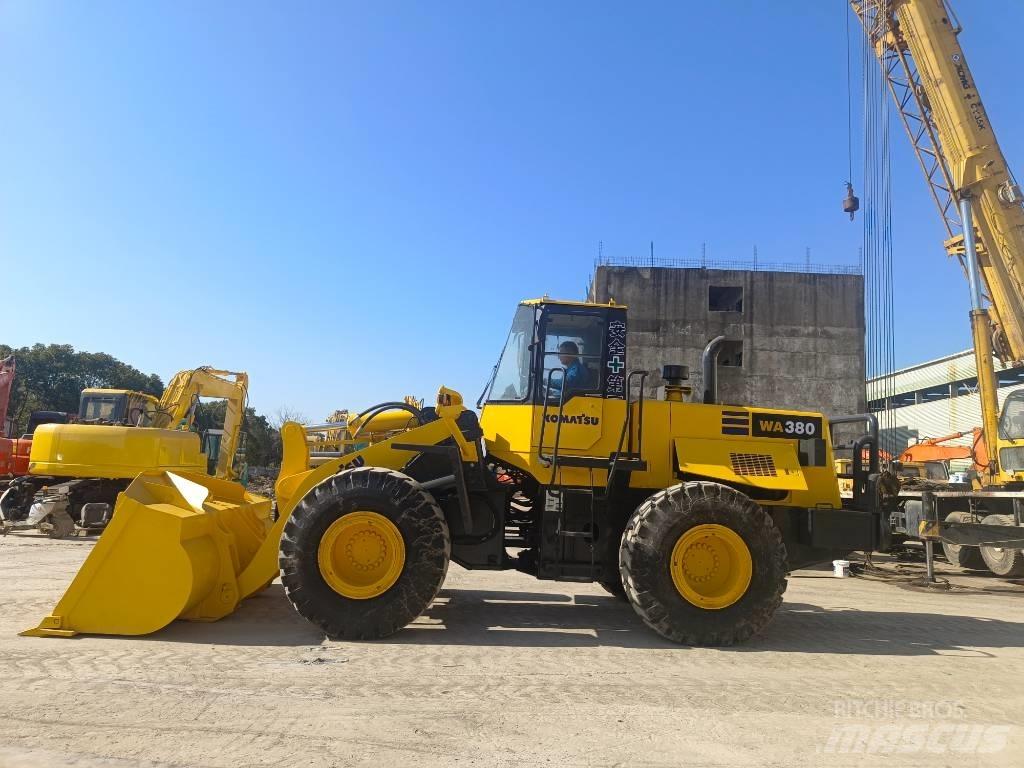 Komatsu WA 380-3 Cargadoras sobre ruedas