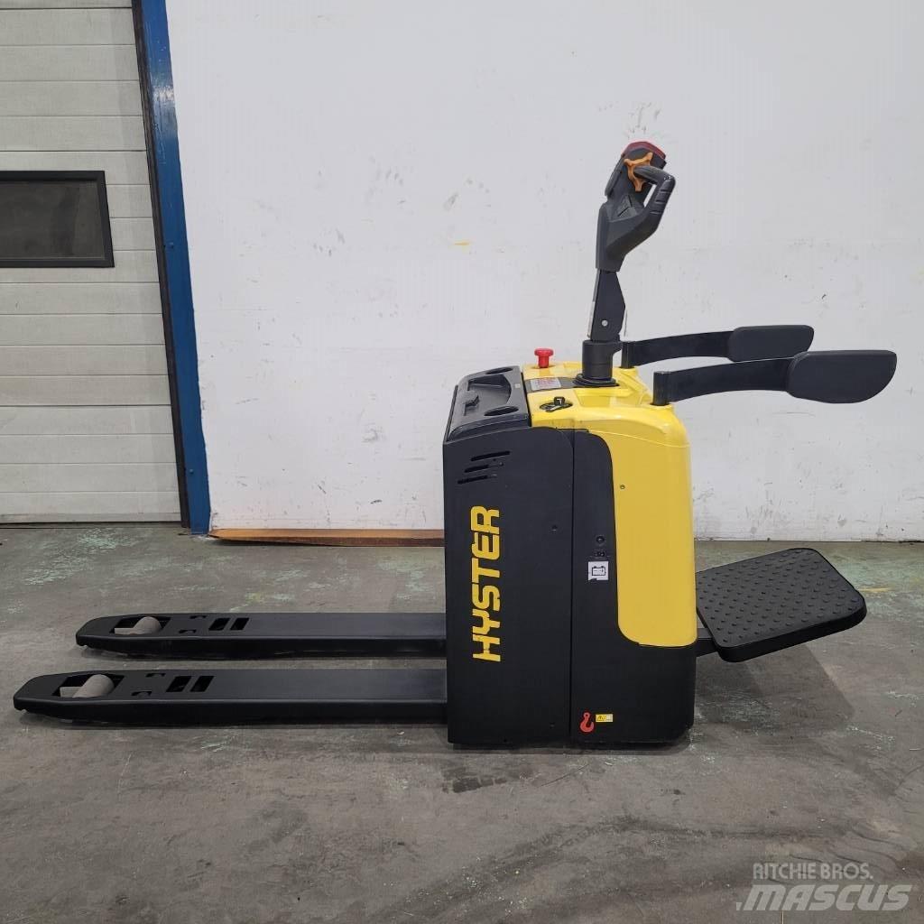 Hyster P 2.0 UTS Transpaletas Eléctricas con plataforma