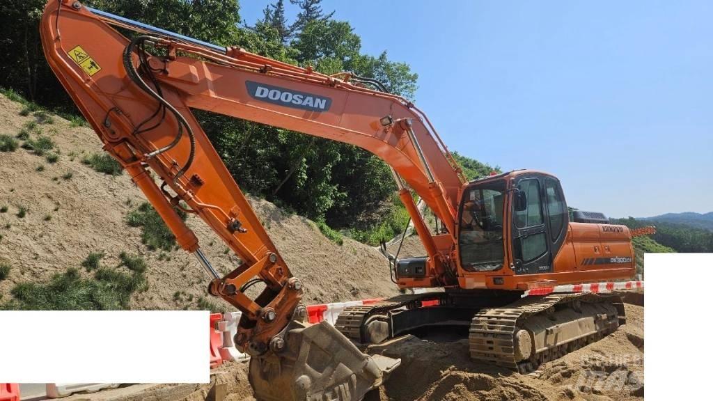 Doosan DX 300 LC Excavadoras de cadenas