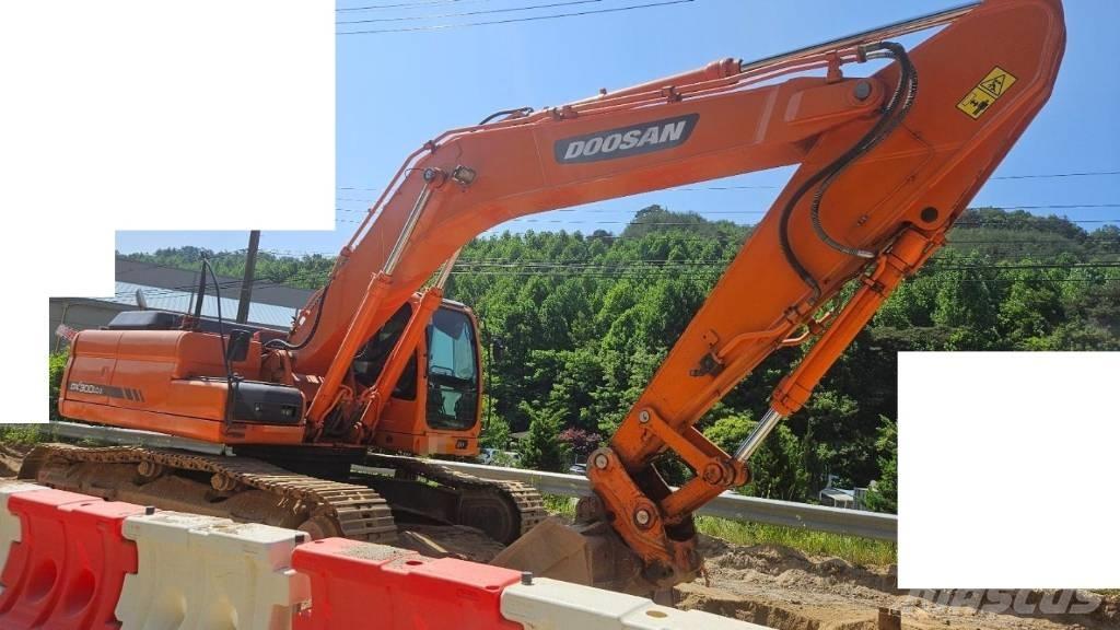 Doosan DX 300 LC Excavadoras de cadenas