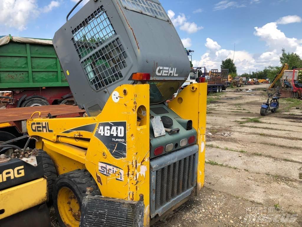 Gehl 4640 FOR PARTS Minicargadoras