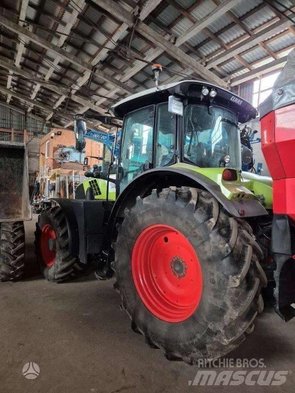 CLAAS Arion 610 CIS Tractores