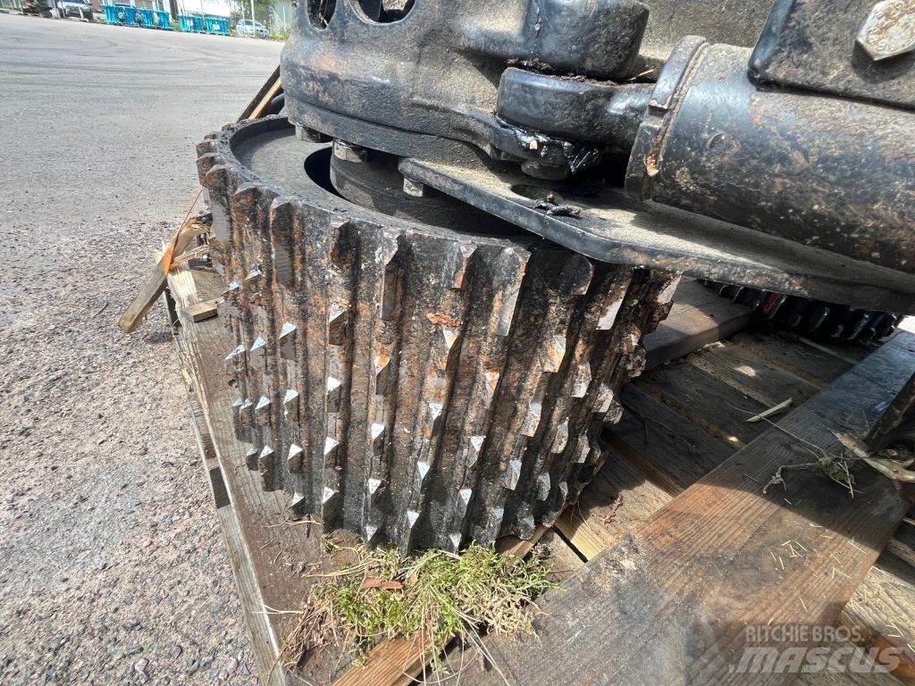 Komatsu S92 Cabezales cortadores