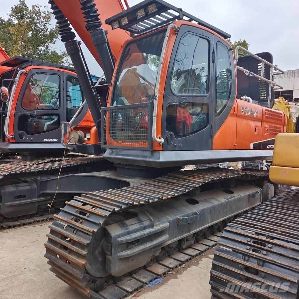 Doosan DX 300 LC Excavadoras de cadenas