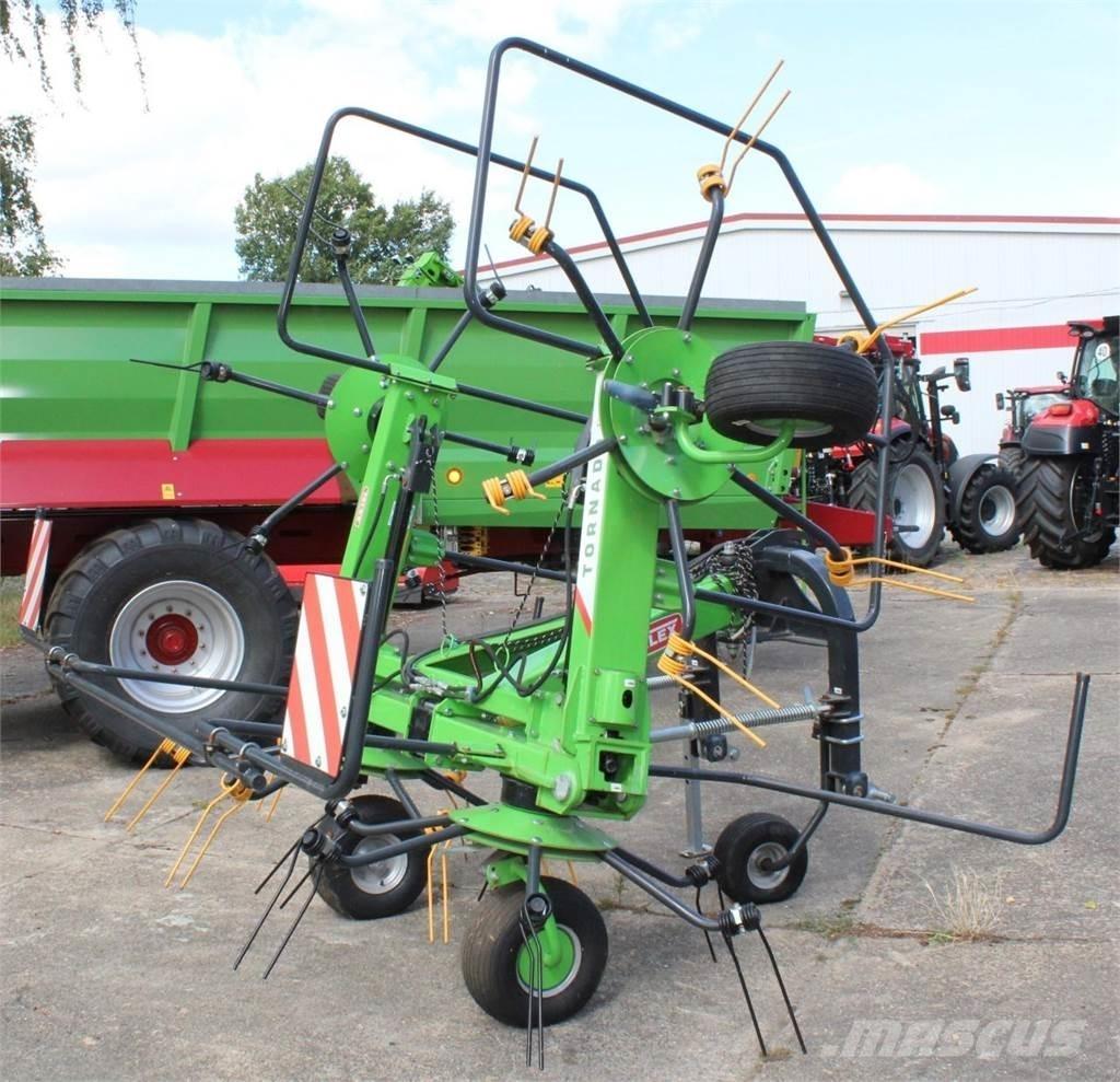 Talex Tornado 550 Rastrillos y henificadores