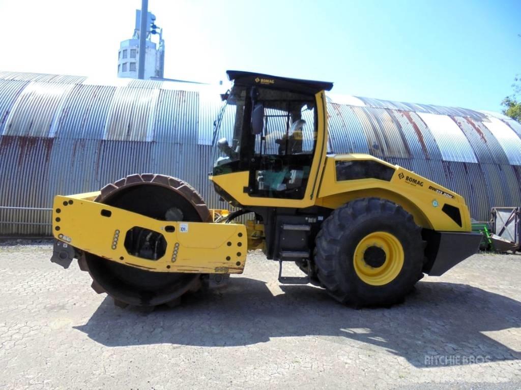 Bomag BW 213 PDH-5 Rodillos de un solo tambor