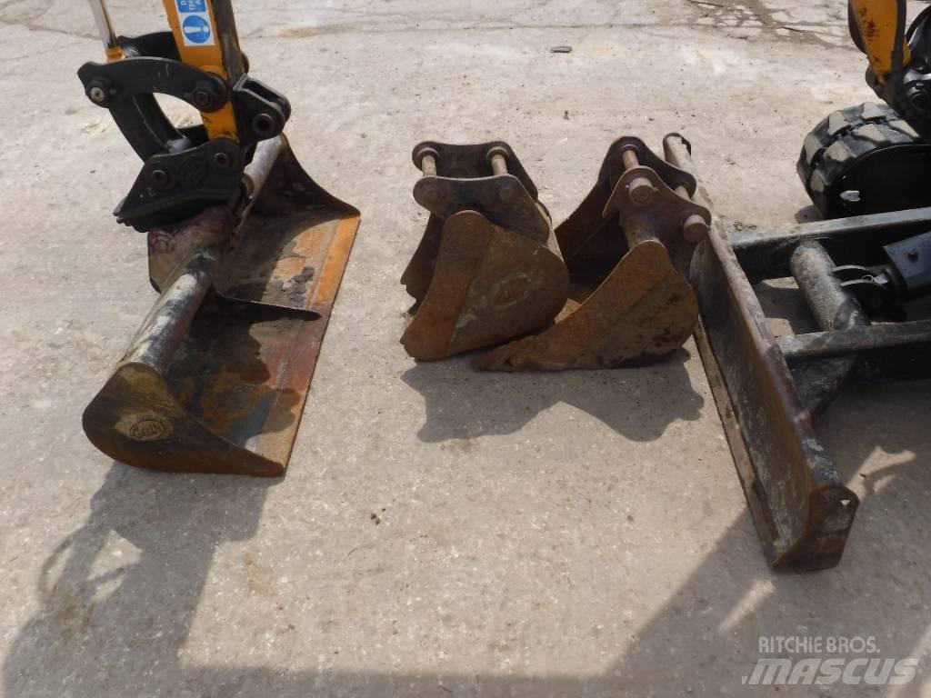 Hyundai Robex 27 Z-9 Mini excavadoras < 7t