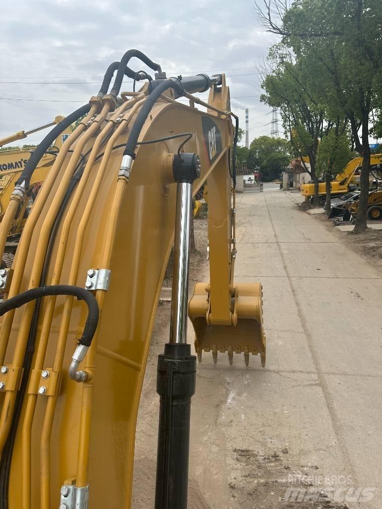 CAT CAT330D Excavadoras 7t - 12t