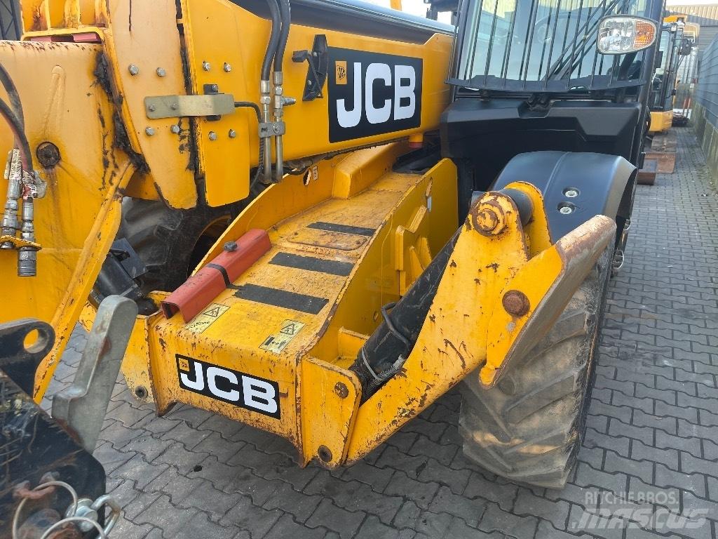 JCB 535-140 Hiviz Carretillas telescópicas