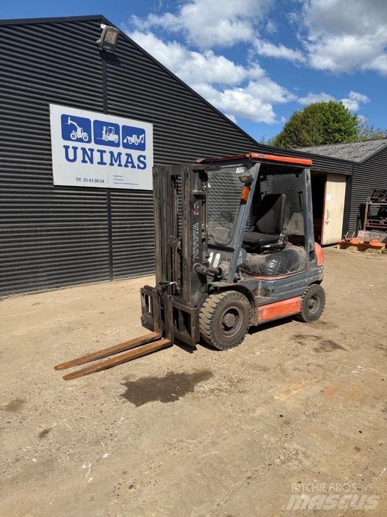 Toyota FD 25 Carretillas diesel