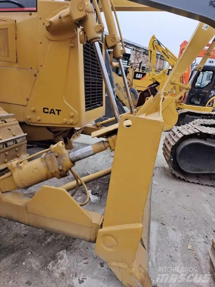 CAT D 6 G Buldozer sobre oruga